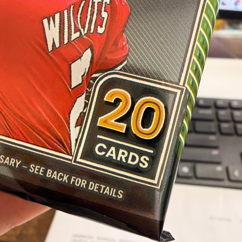 BASEBALL CARDS 20 PACK