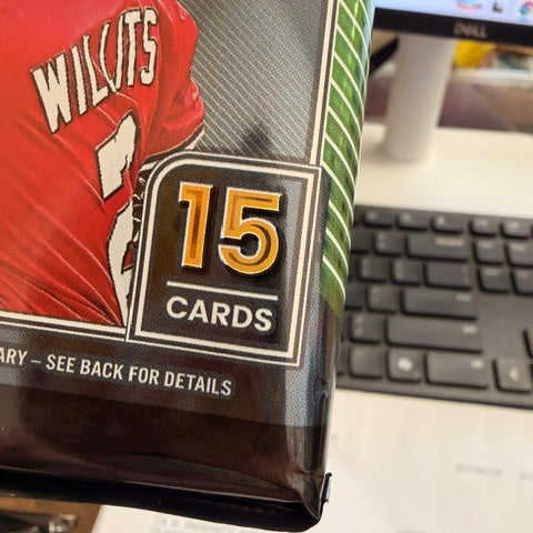 BASEBALL CARDS 15 PACK