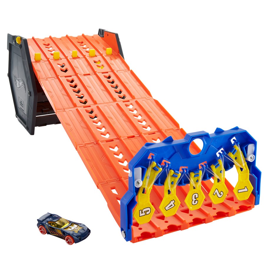 Hot Wheels Raceway